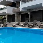 Διαμέρισμα Katerina Luxurious Sea View Νικιάνα