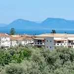 Katerina Luxurious Sea View Νικιάνα