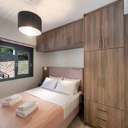 Katerina Luxurious Sea View דירה